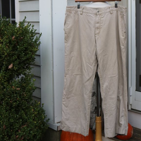 Old Navy Other - Old Navy Tan w Blue Plaid Flannel Lining Classic Flat Front Khaki Pants Sz 38x30